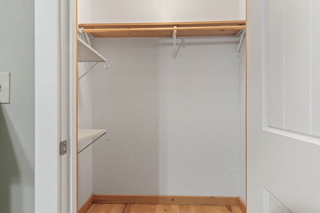 1132 Hells Hollow Road