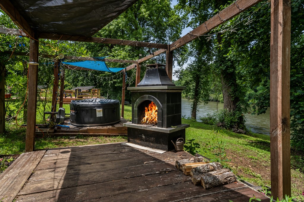 5518 Highway 30