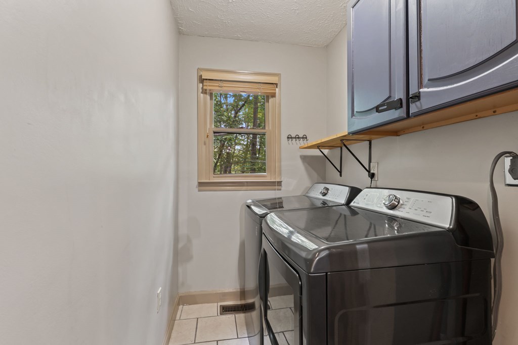 396 Mountain Tops Circle
