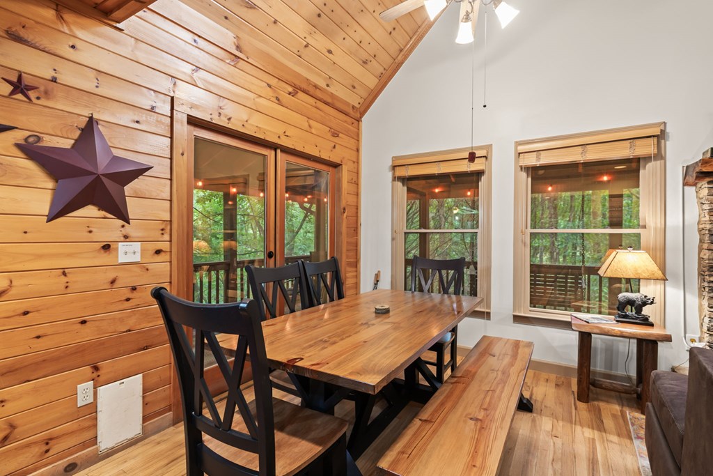 396 Mountain Tops Circle