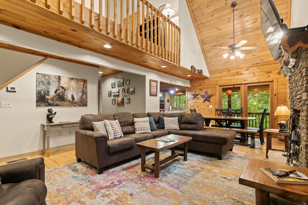396 Mountain Tops Circle