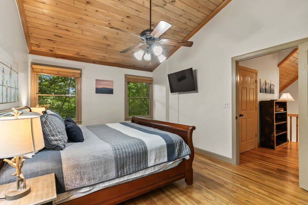 396 Mountain Tops Circle