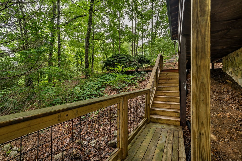 396 Mountain Tops Circle