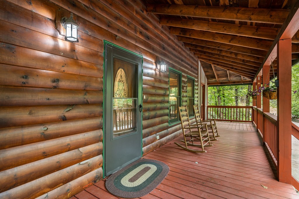 396 Mountain Tops Circle