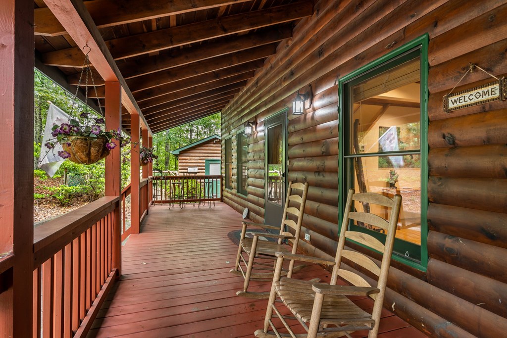 396 Mountain Tops Circle