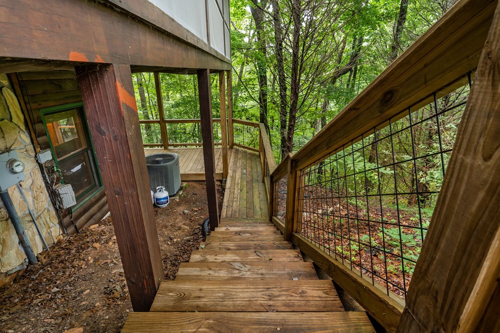 396 Mountain Tops Circle