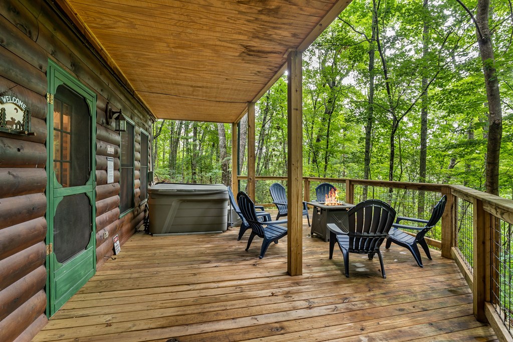 396 Mountain Tops Circle
