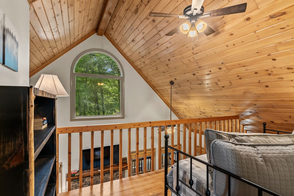 396 Mountain Tops Circle