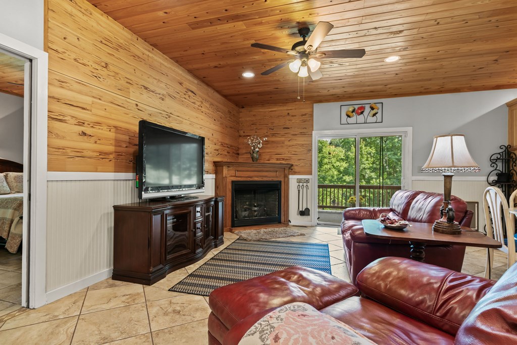 5516 Highway 30