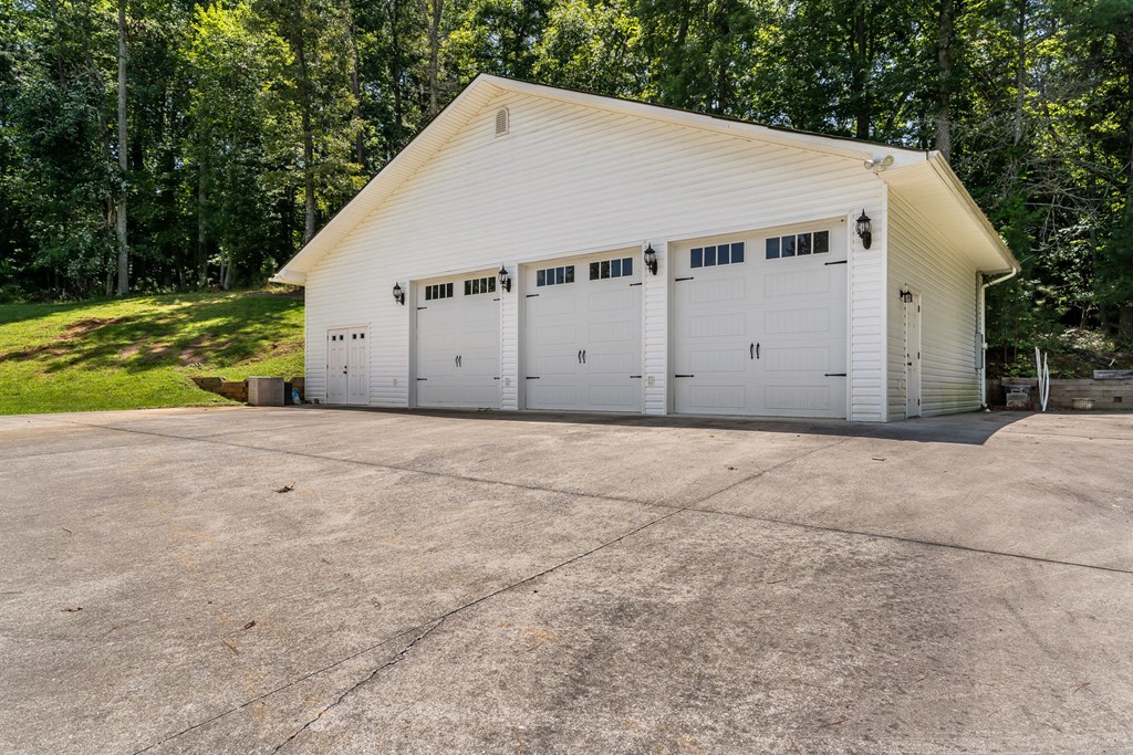 13224 Old Hwy 76