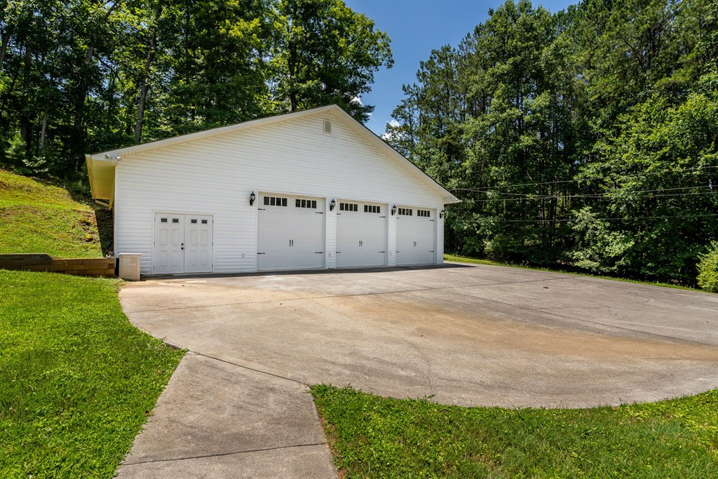 13224 Old Hwy 76