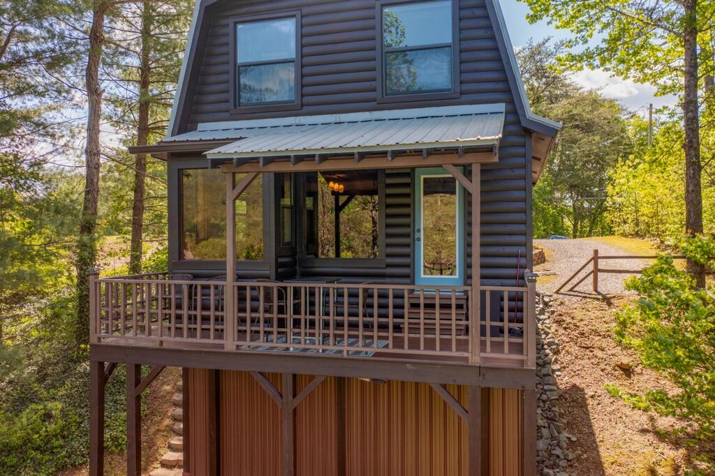 115 Lakeview Drive