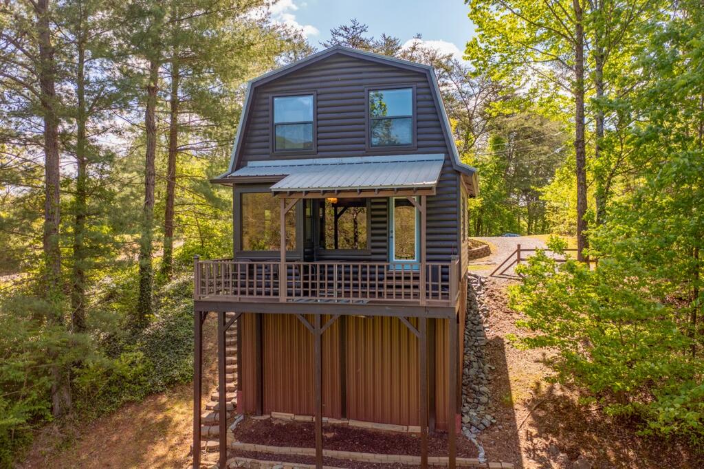 115 Lakeview Drive