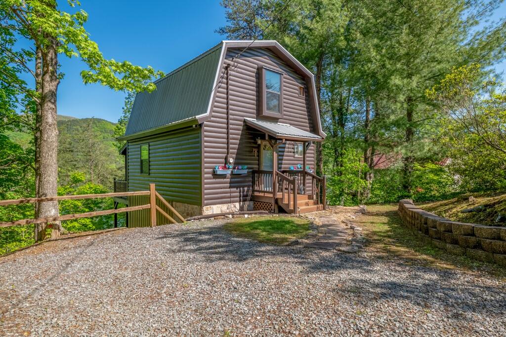 115 Lakeview Drive