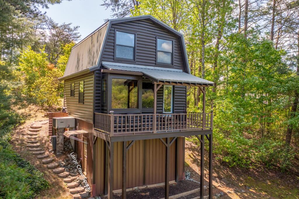 115 Lakeview Drive