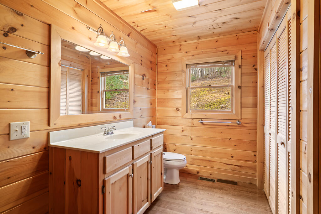 131 Toccoa Overlook Lane