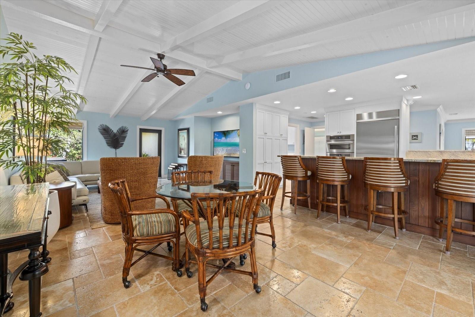 432 PARTRIDGE CIR