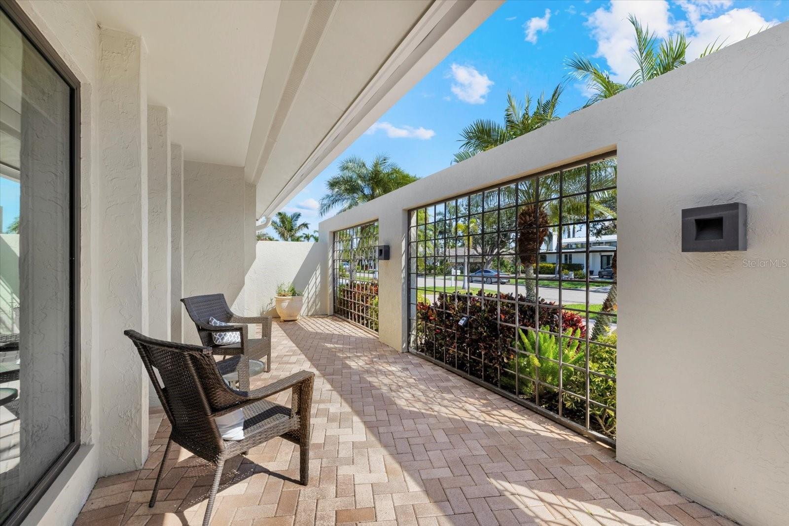 432 PARTRIDGE CIR