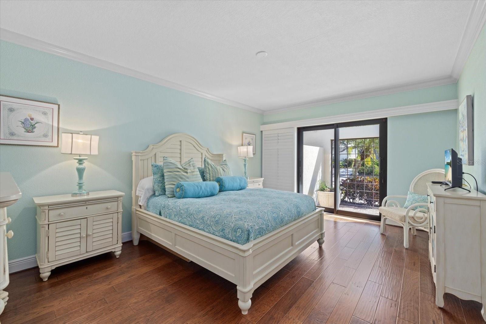 432 PARTRIDGE CIR