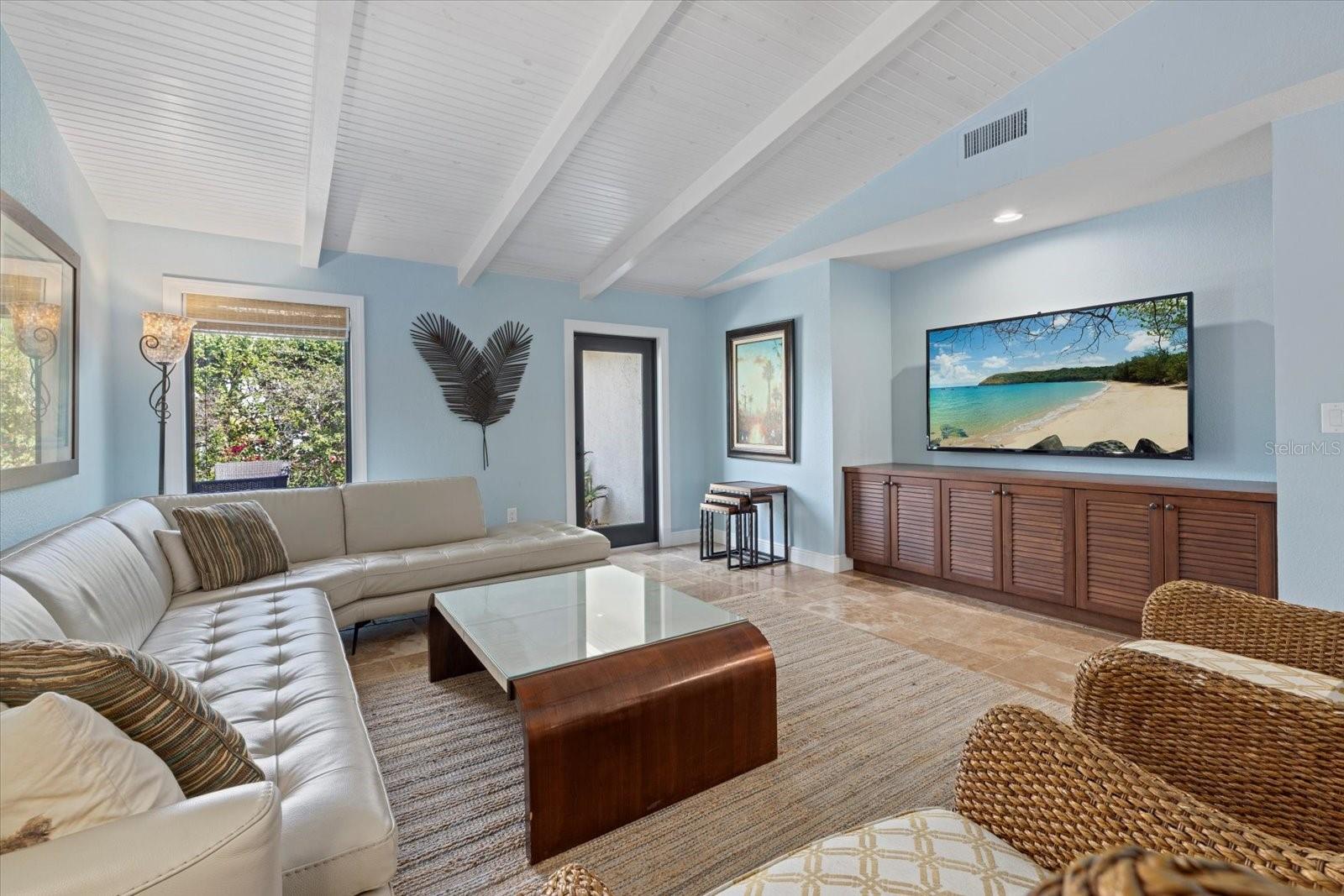 432 PARTRIDGE CIR