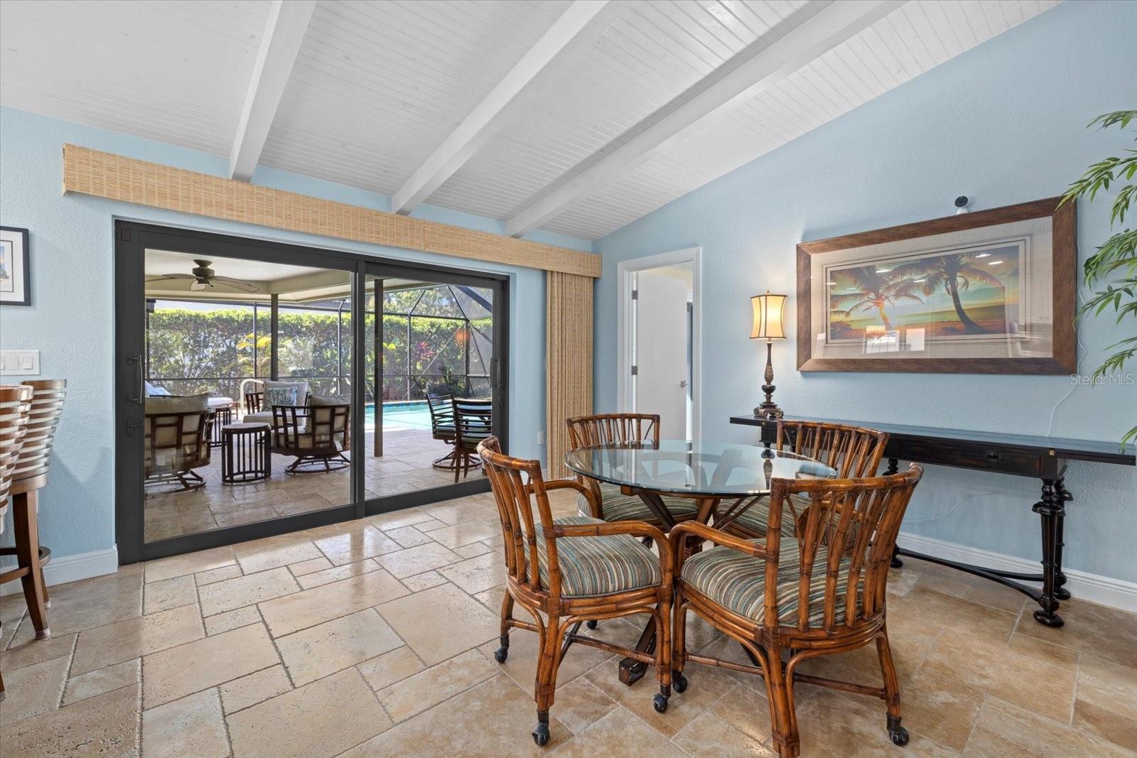 432 PARTRIDGE CIR