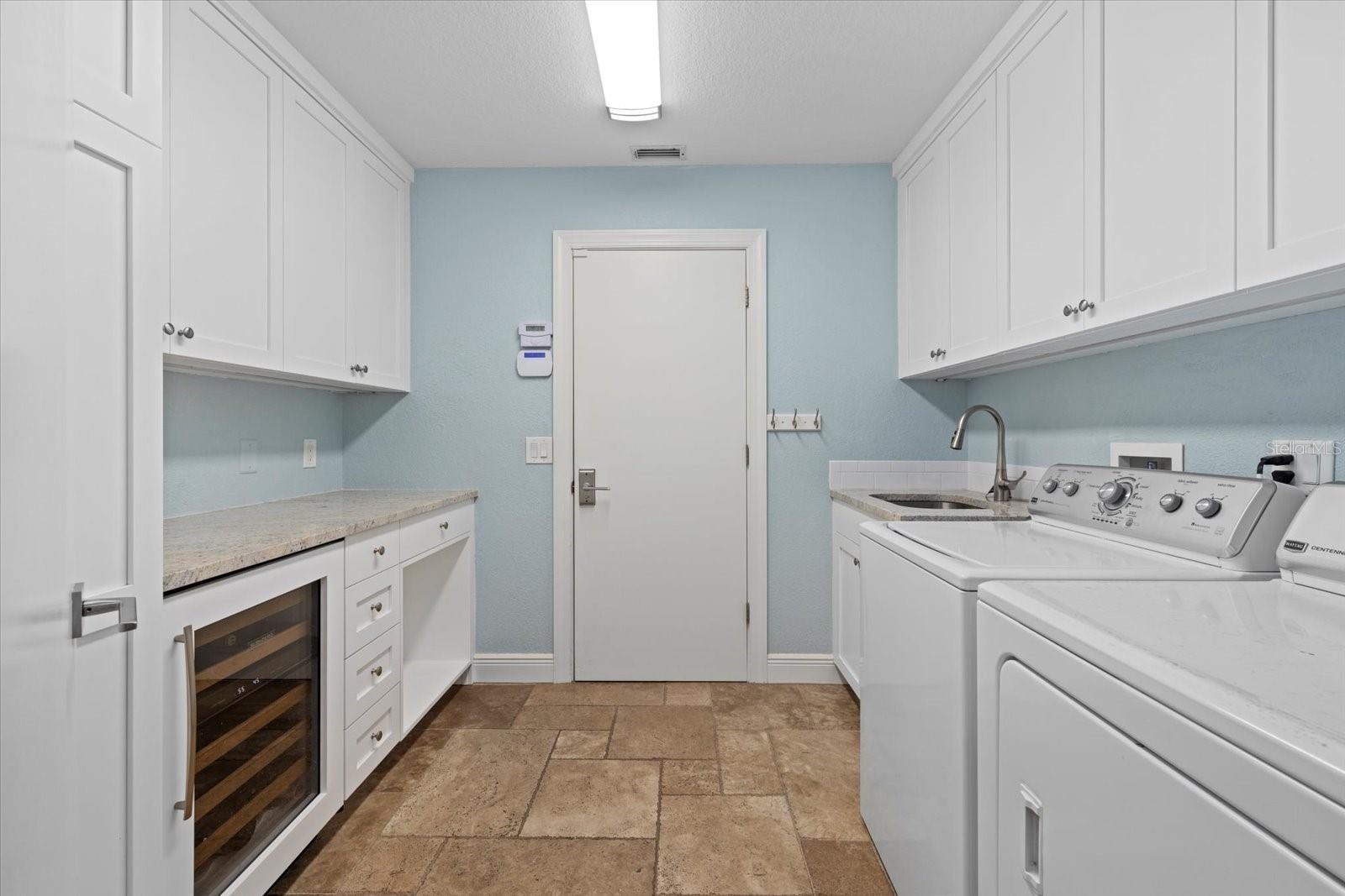 432 PARTRIDGE CIR