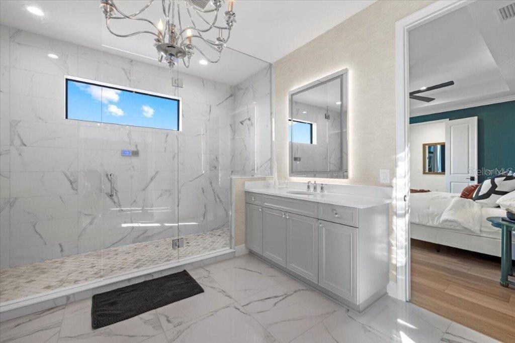 6349 ISLA DEL RAY AVE