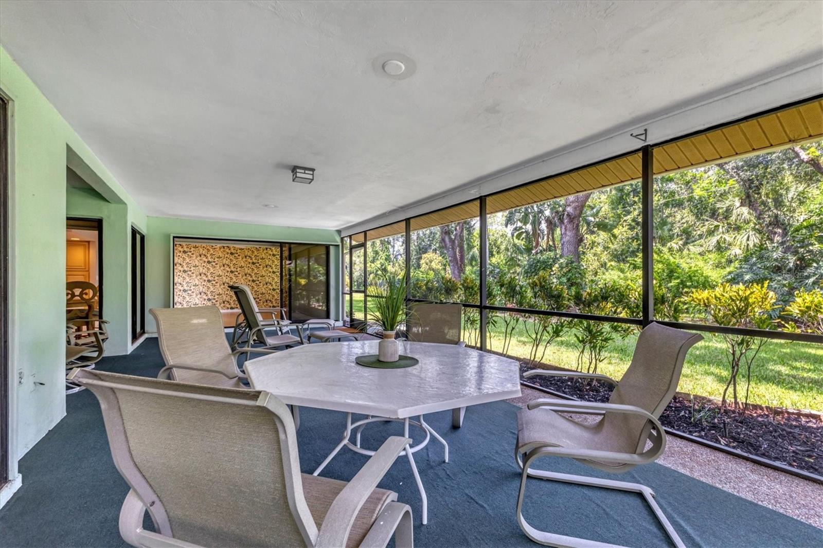 5037 WILLOW LEAF WAY