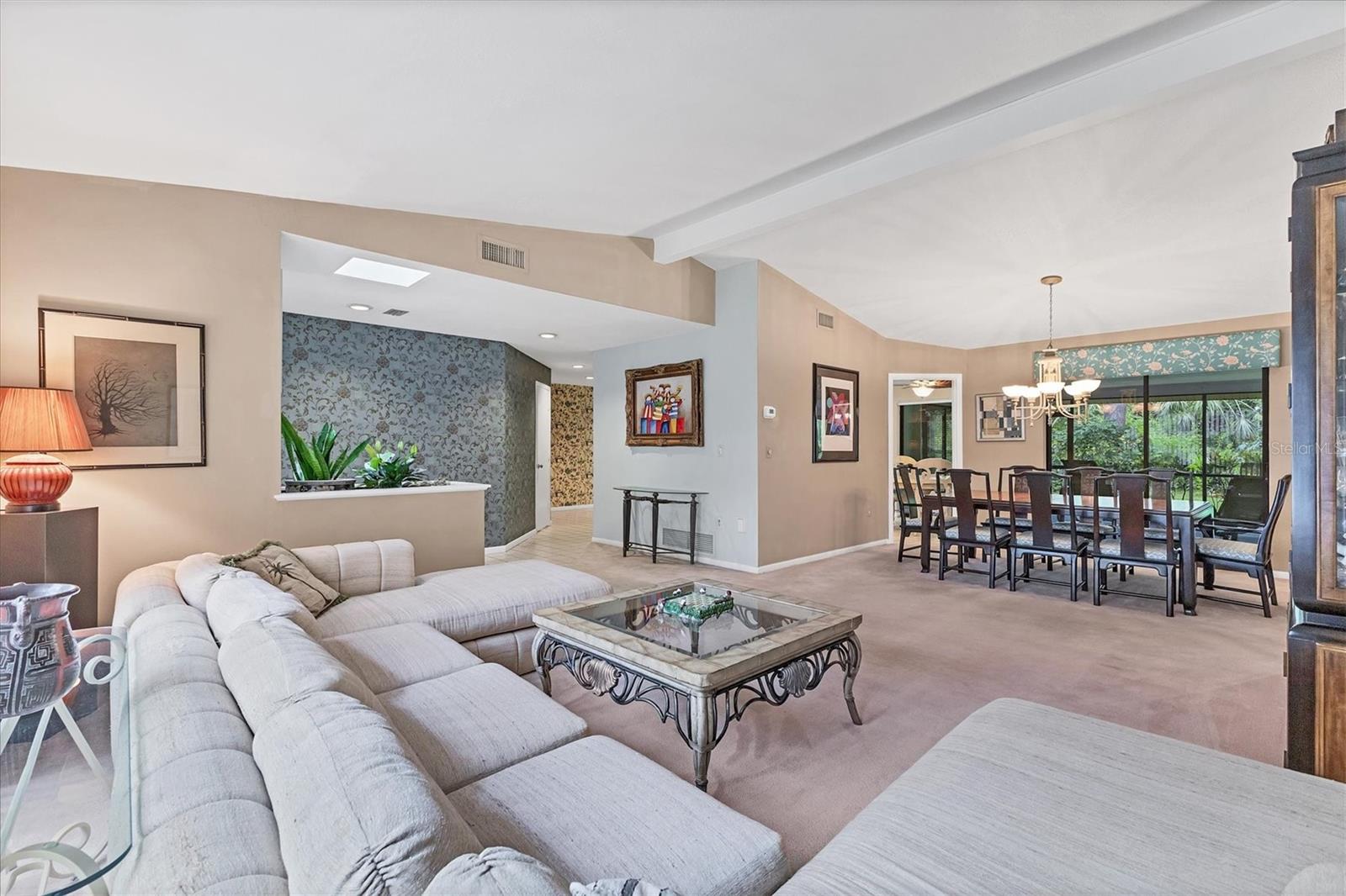 5037 WILLOW LEAF WAY