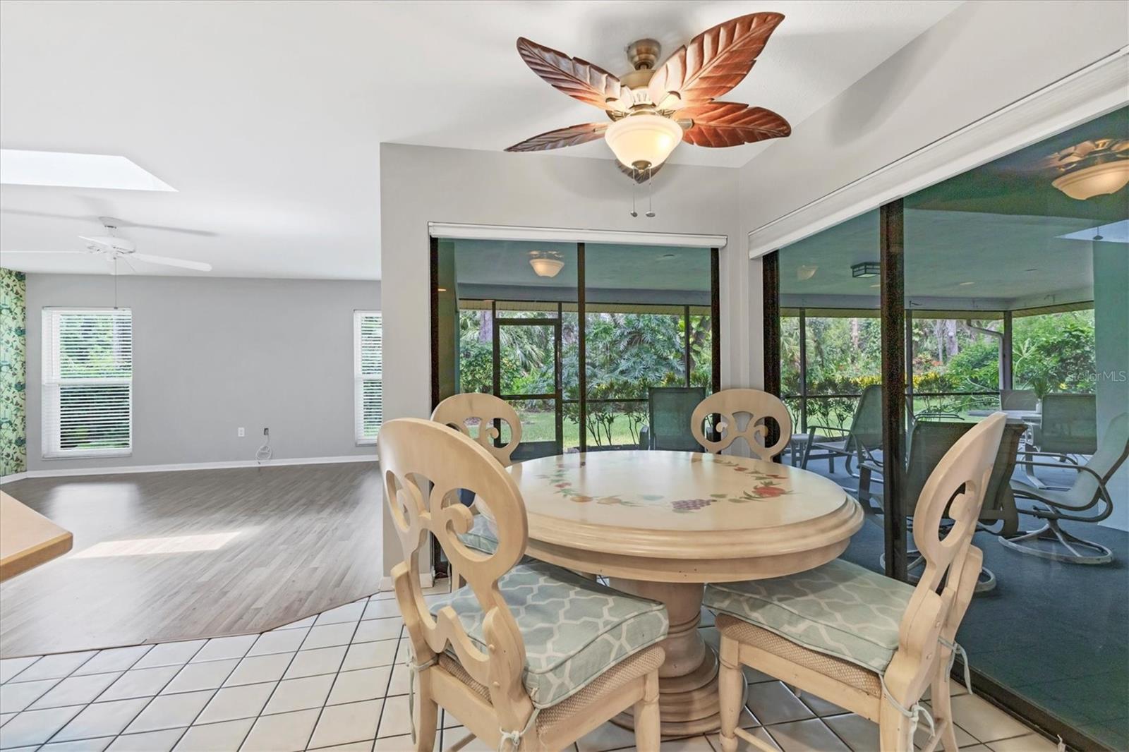 5037 WILLOW LEAF WAY