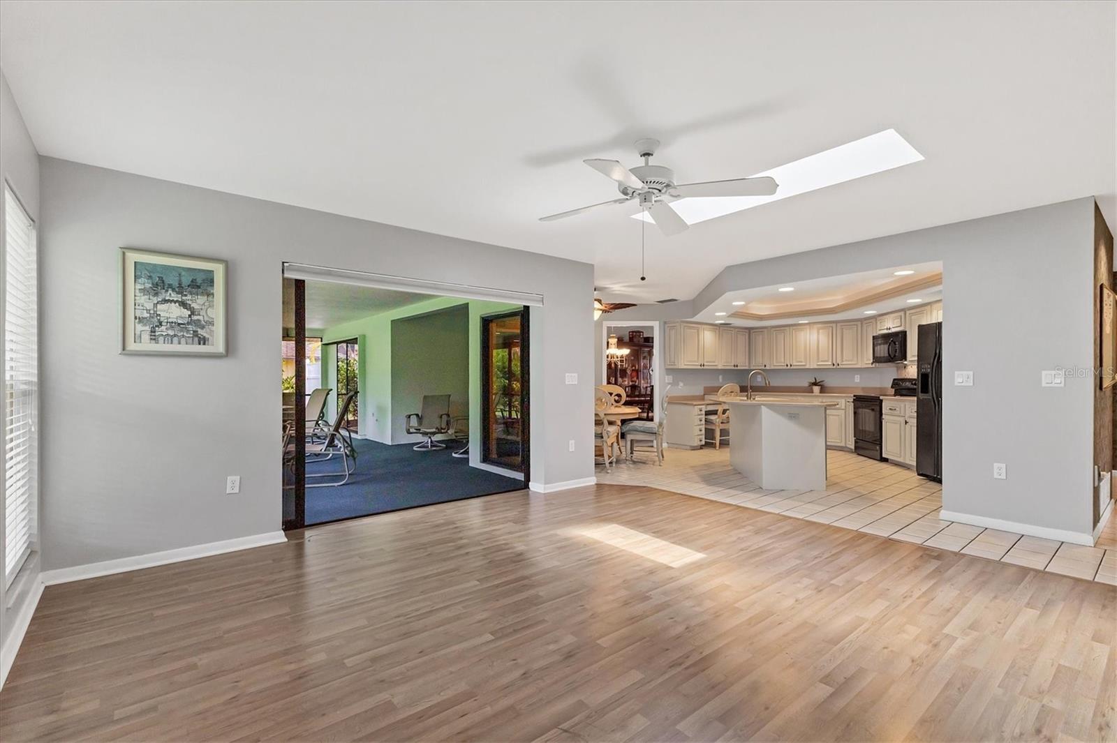 5037 WILLOW LEAF WAY