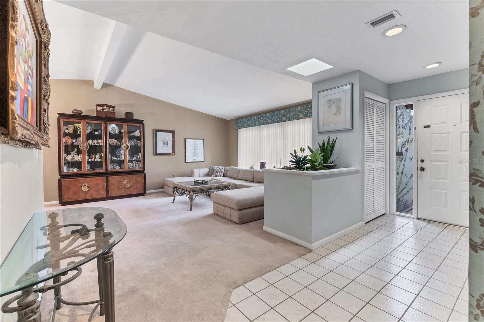 5037 WILLOW LEAF WAY