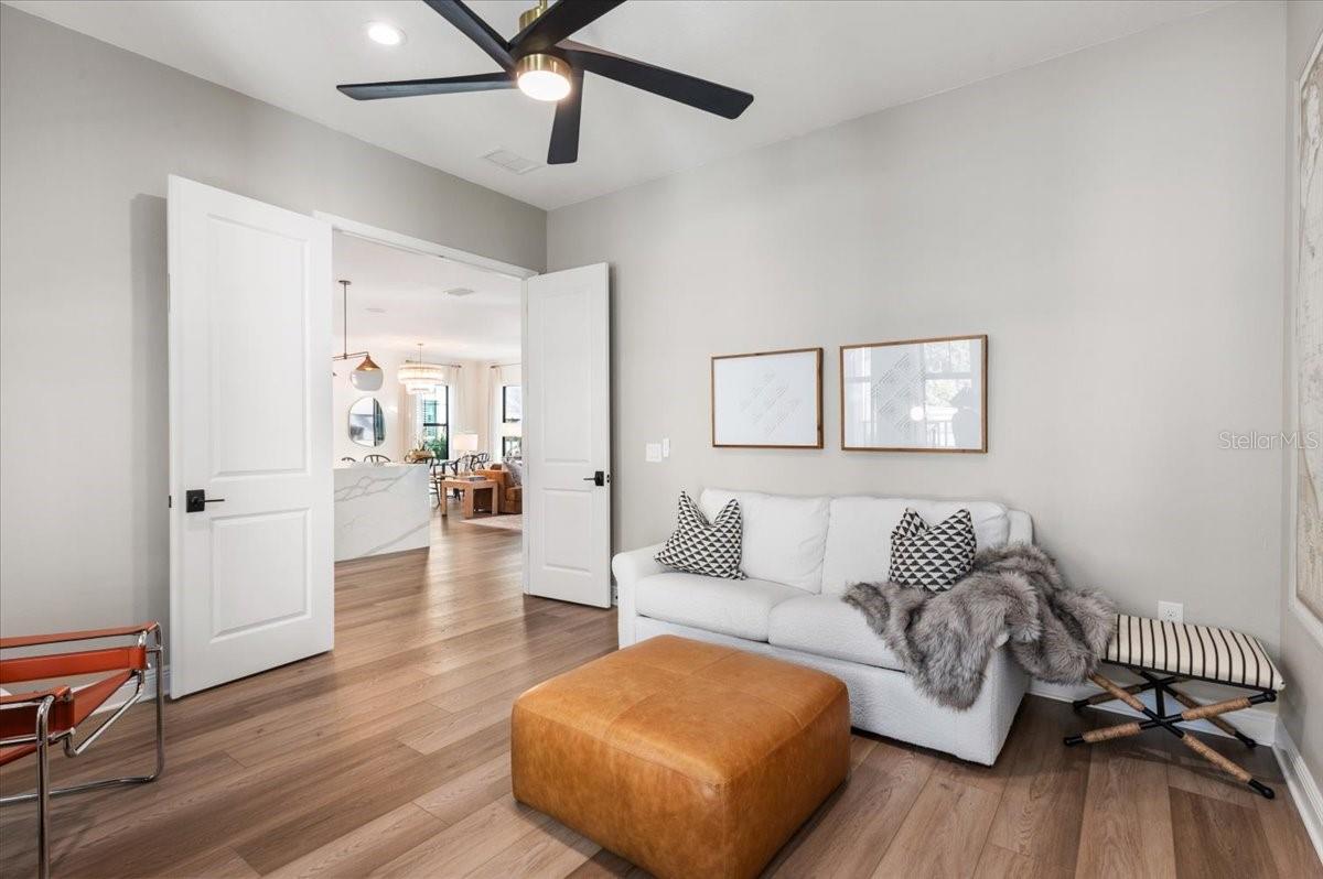 6349 ISLA DEL RAY AVE