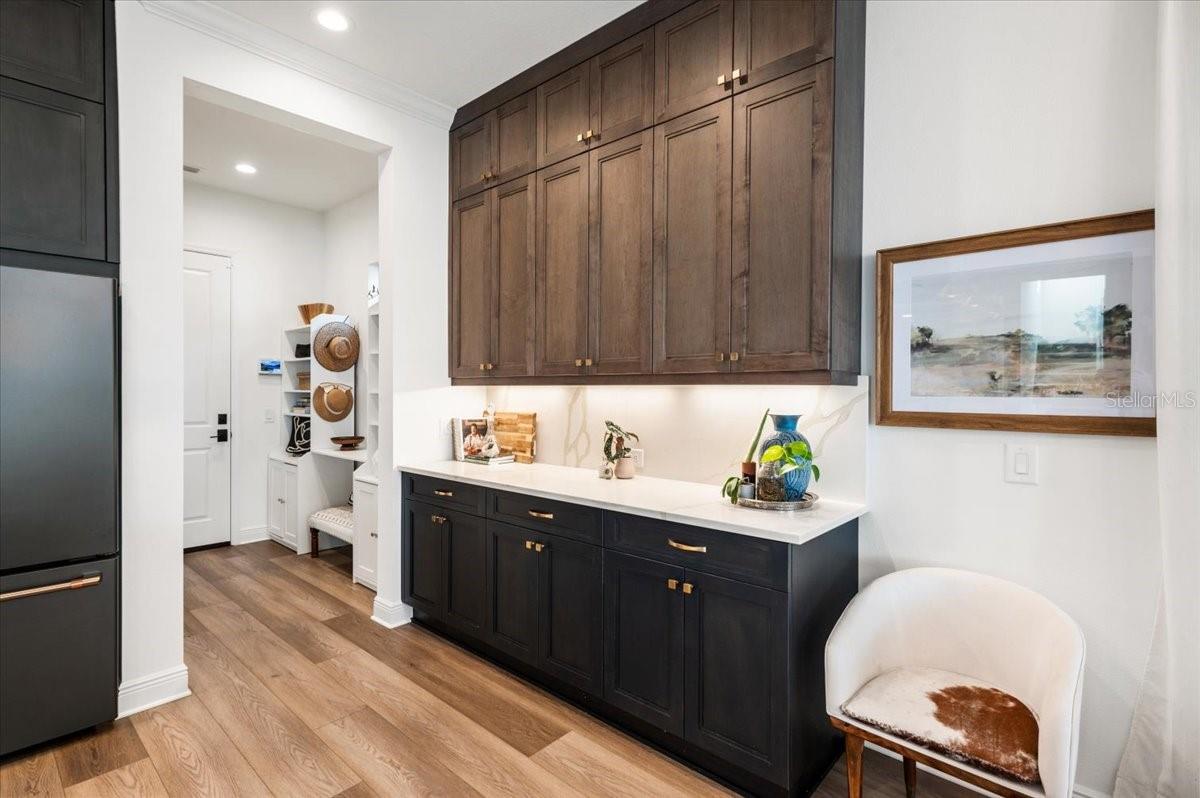 6349 ISLA DEL RAY AVE