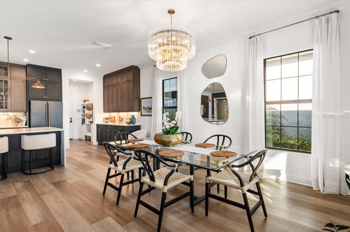 6349 ISLA DEL RAY AVE