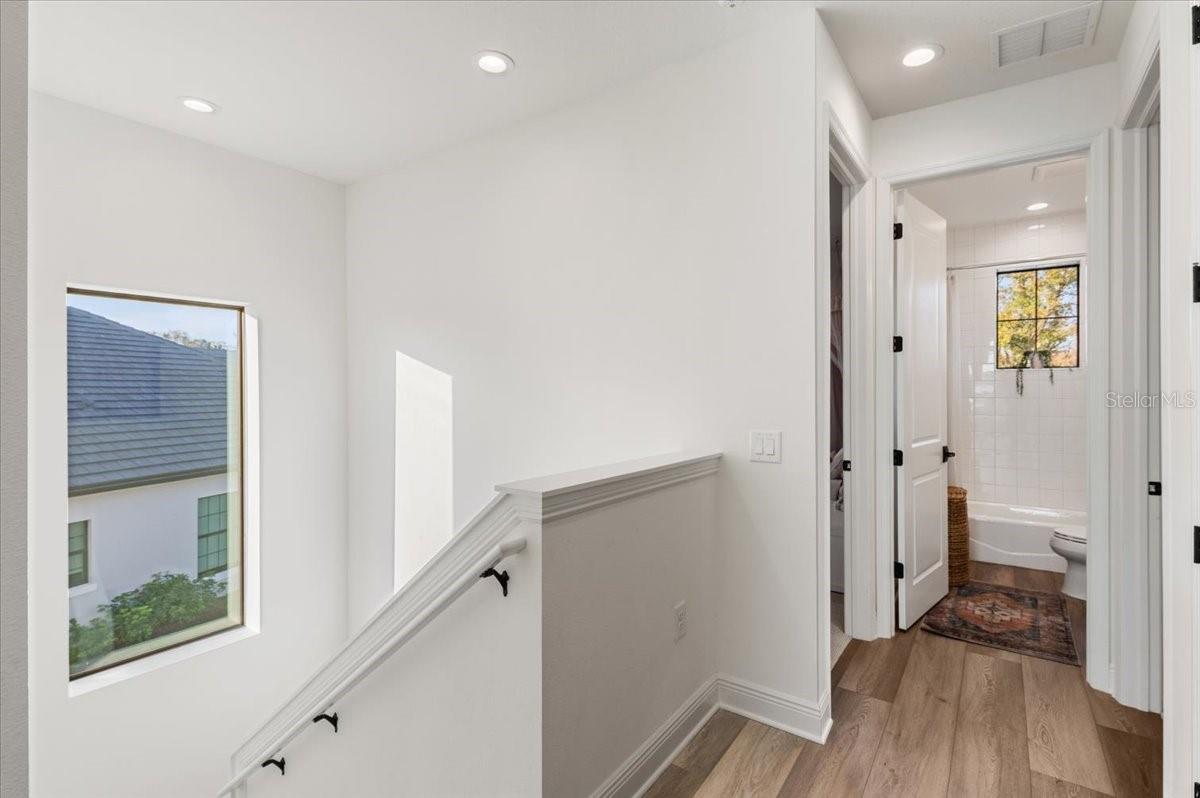 6349 ISLA DEL RAY AVE