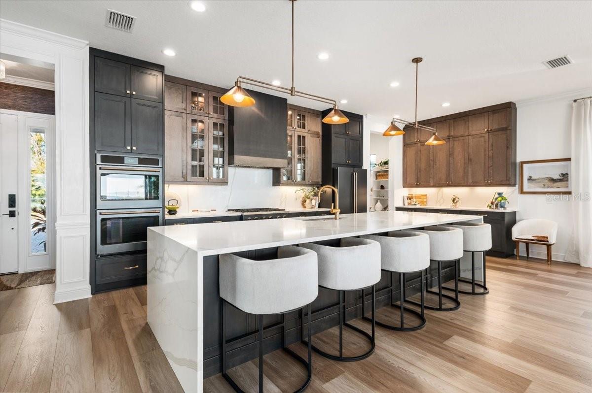 6349 ISLA DEL RAY AVE