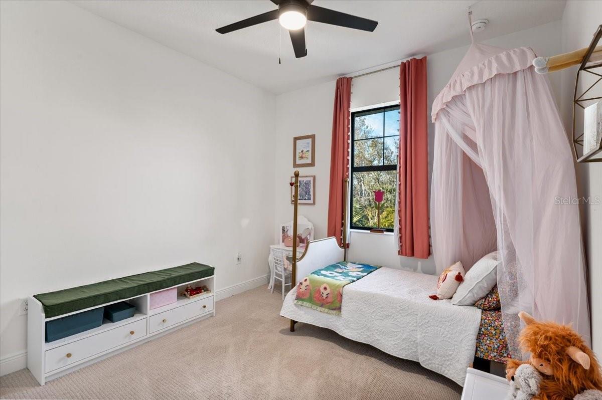 6349 ISLA DEL RAY AVE