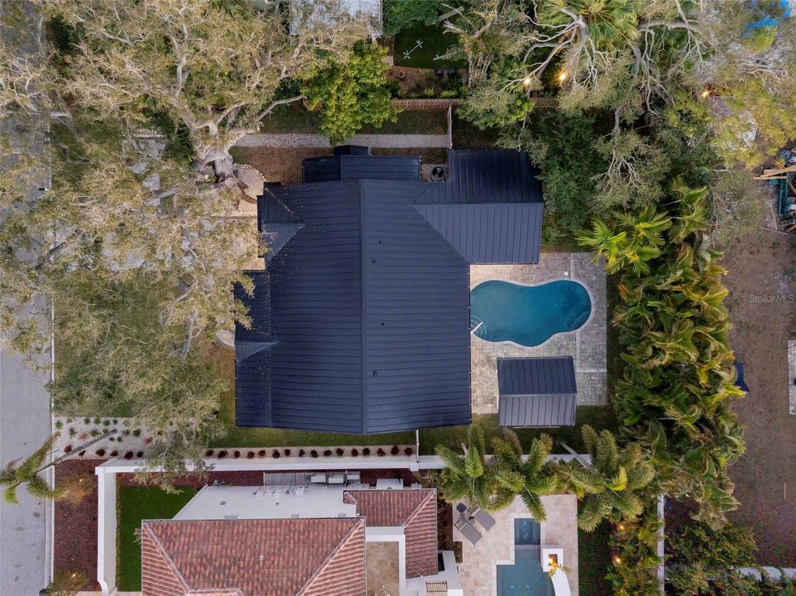 1834 BOUGAINVILLEA ST