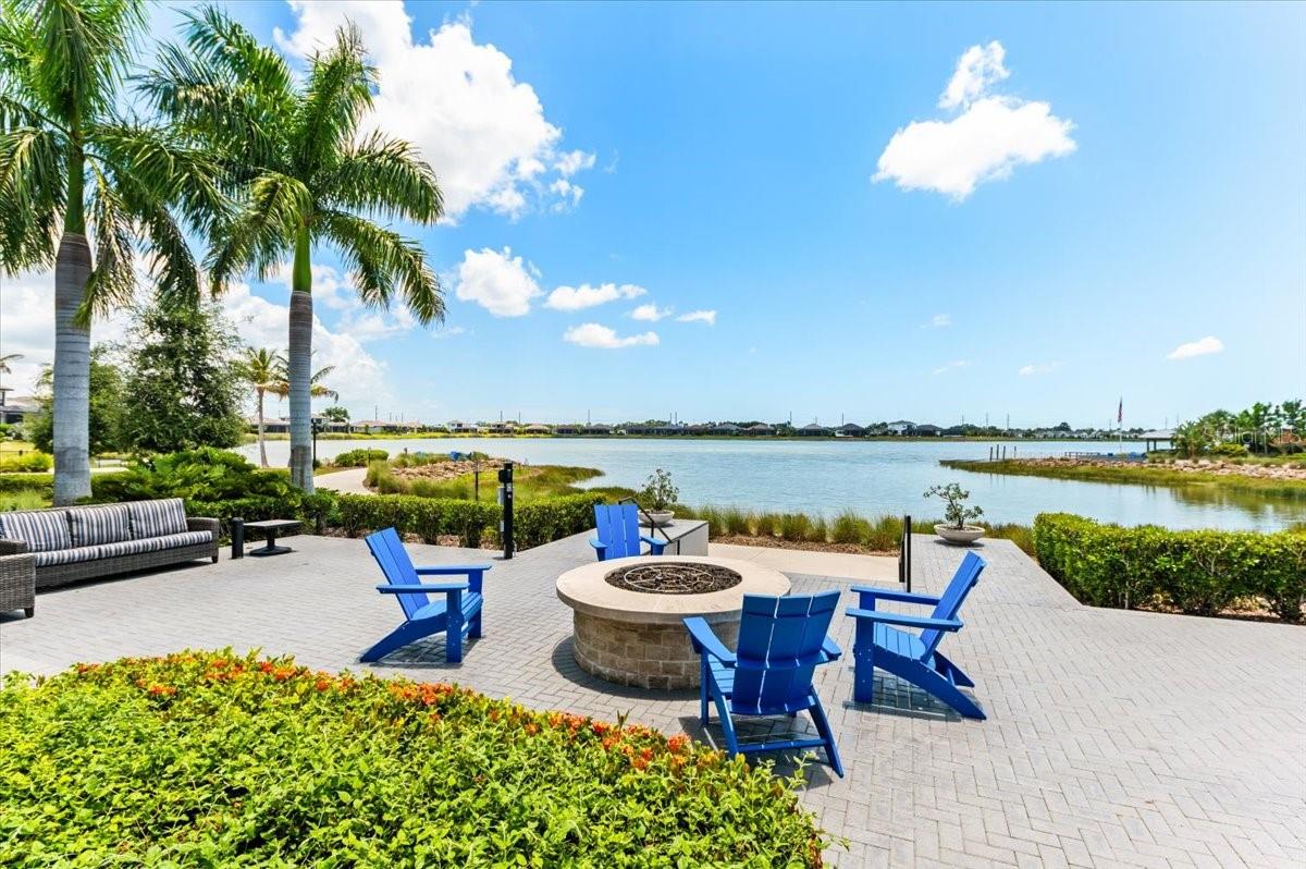 8096 GRANDE SHORES DR