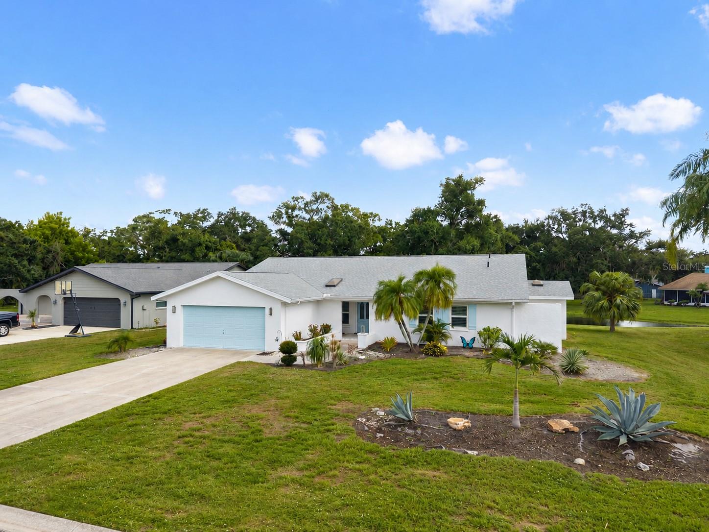 5438 DOMINICA CIR