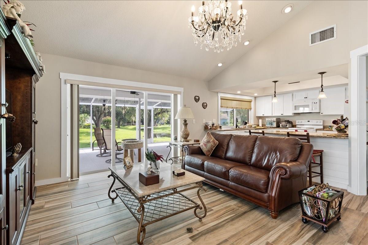 5438 DOMINICA CIR