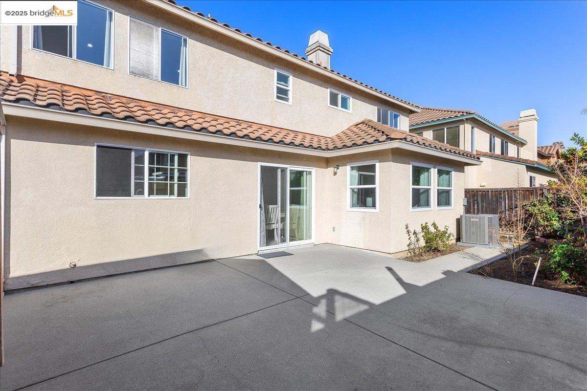 2007 Rock Springs Dr