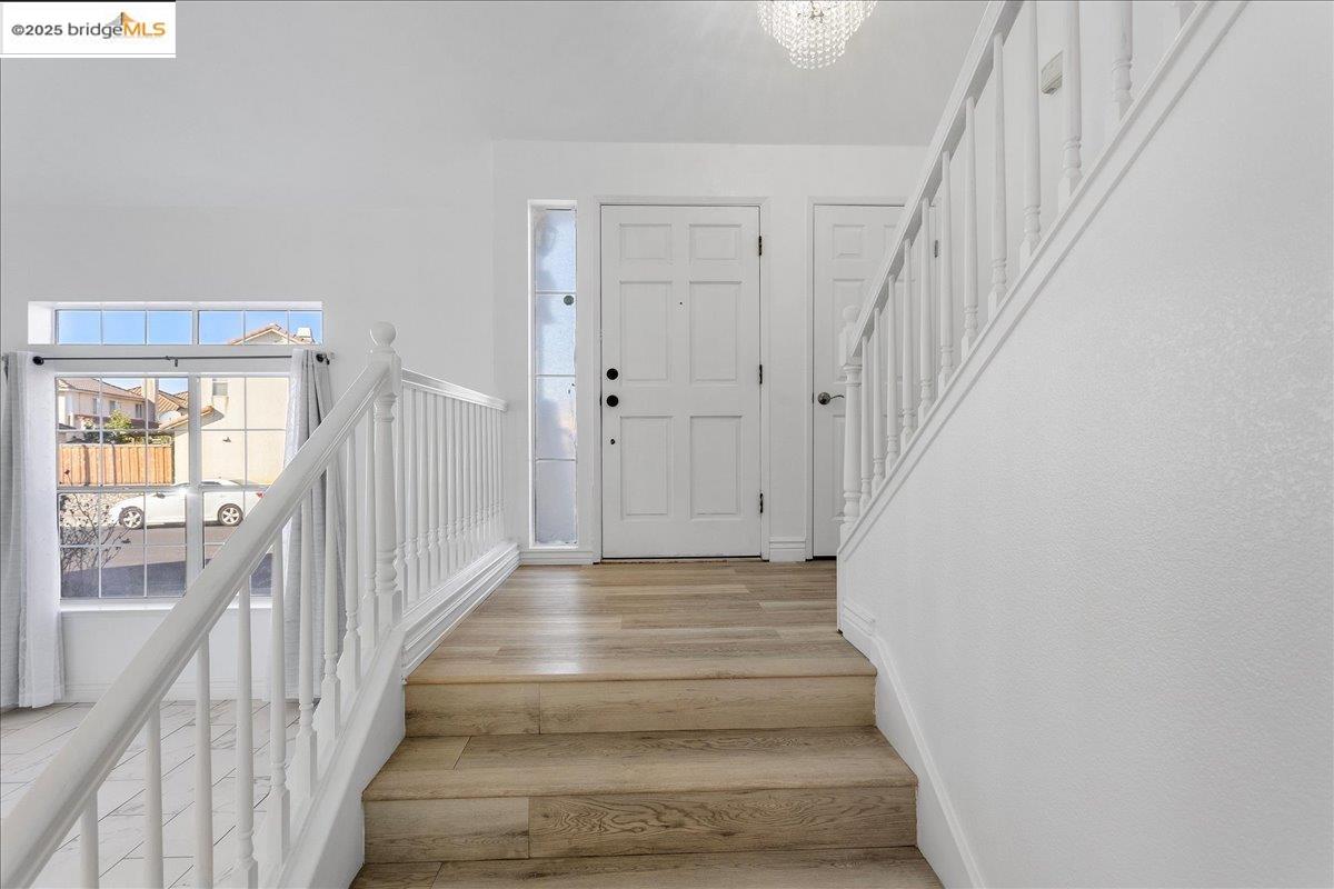 2007 Rock Springs Dr