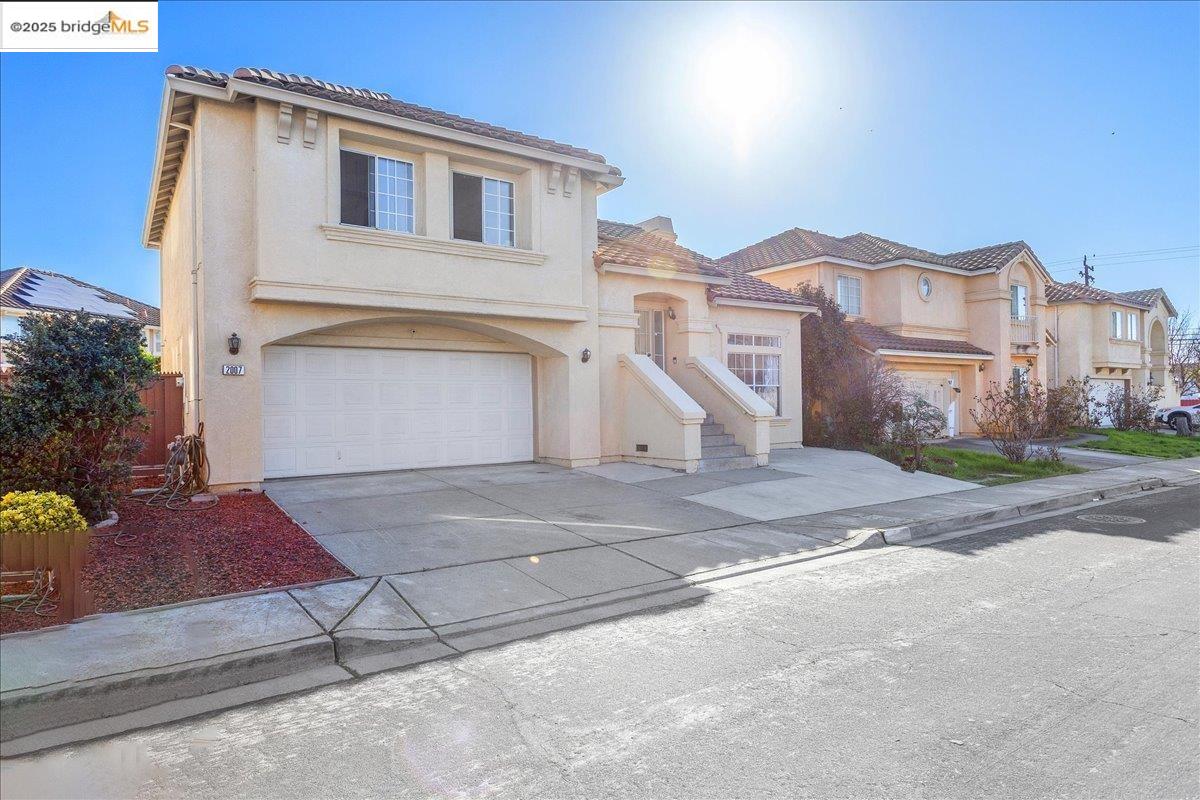 2007 Rock Springs Dr