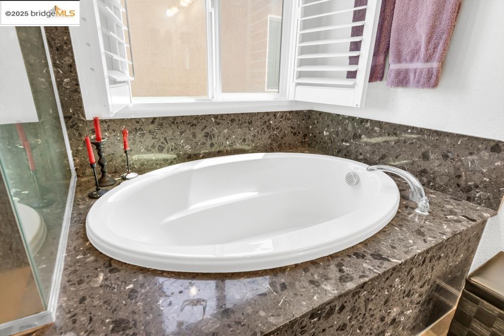 5313 Pebble Banks WAY