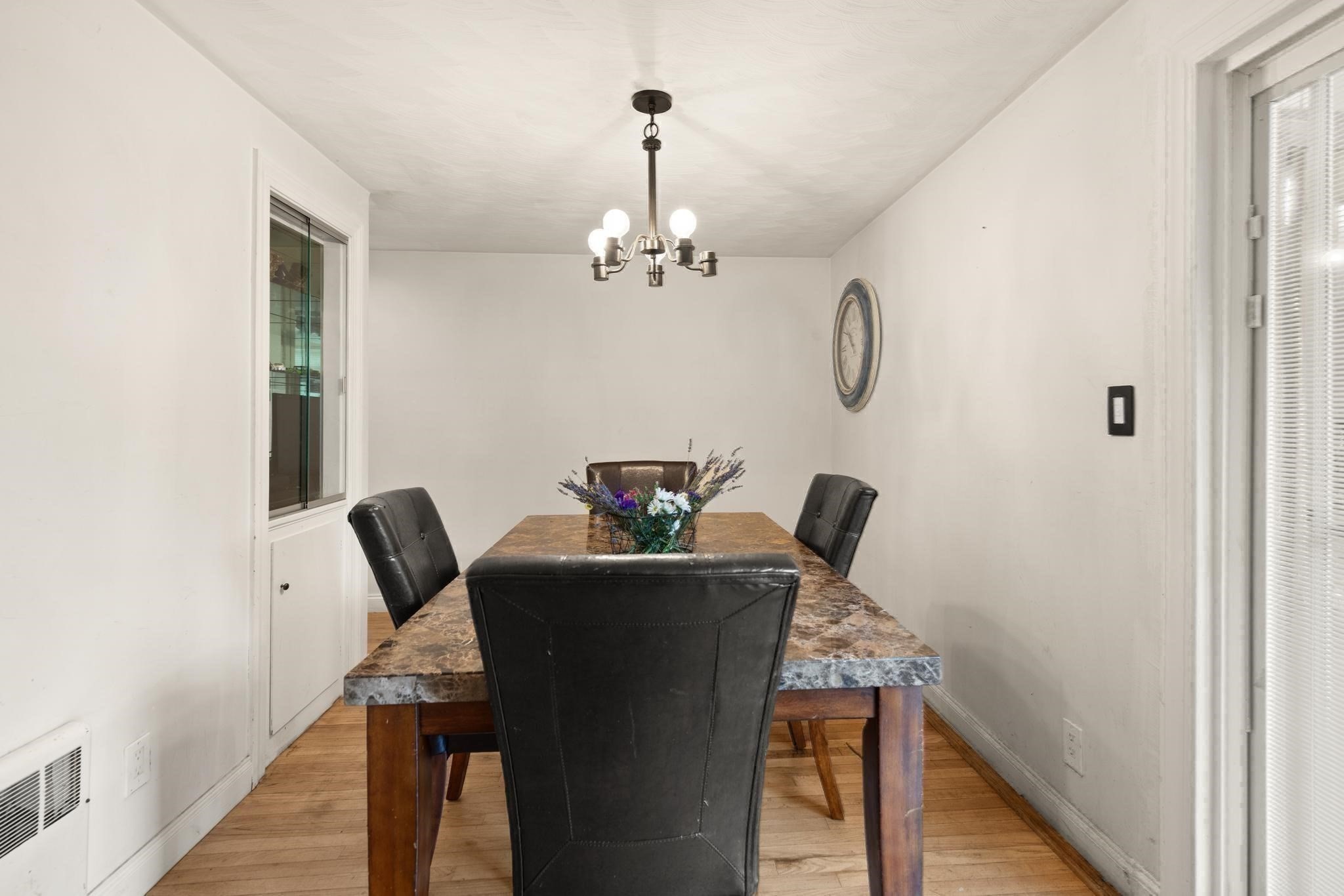 24 Taylor Rd