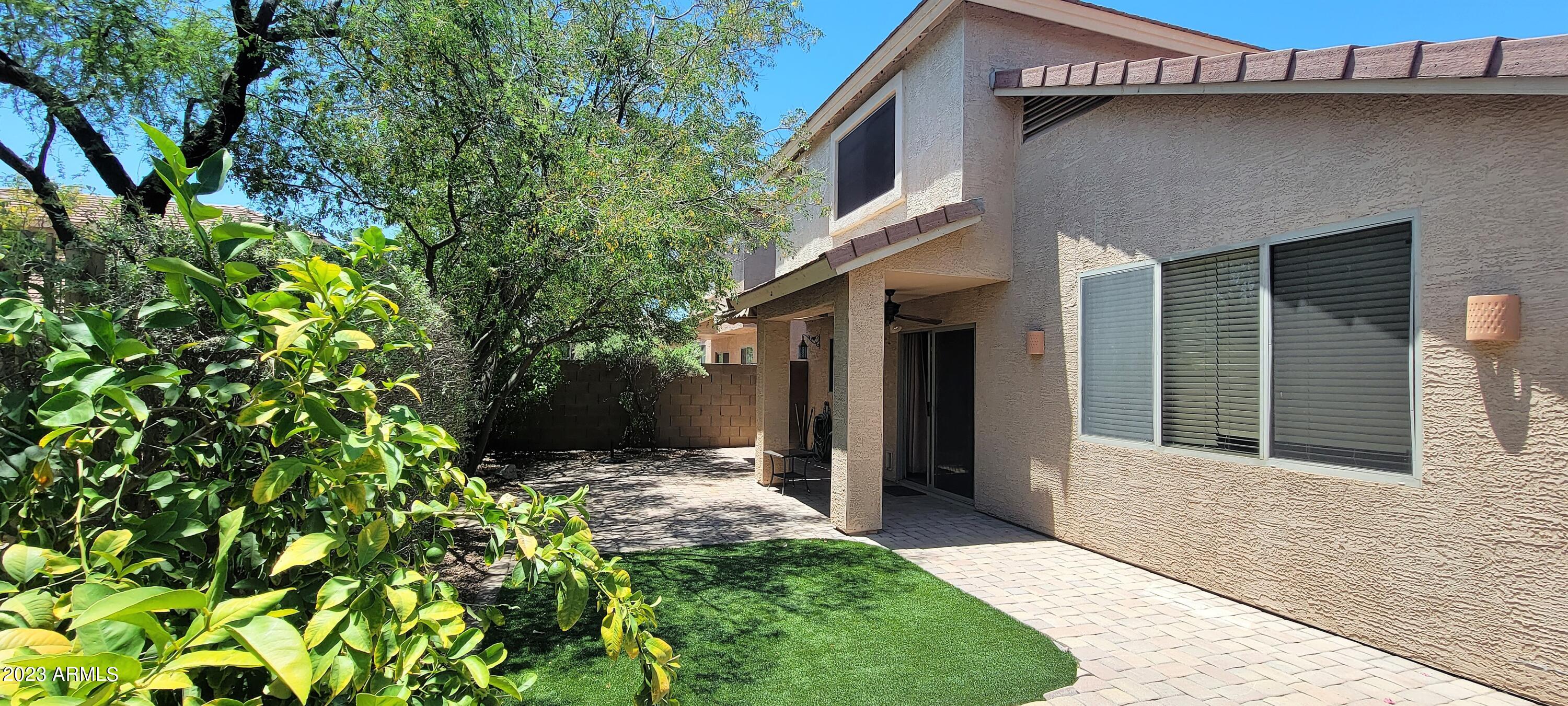 21835 N 40TH Place