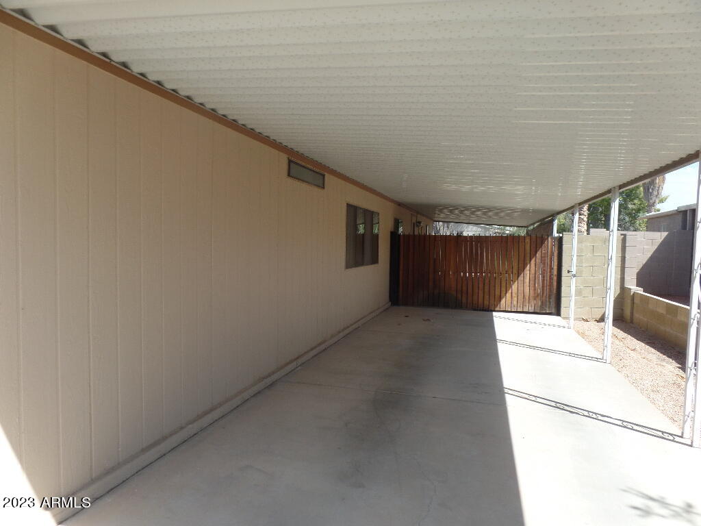 2920 E Sequoia Drive