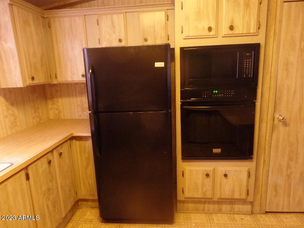 2920 E Sequoia Drive